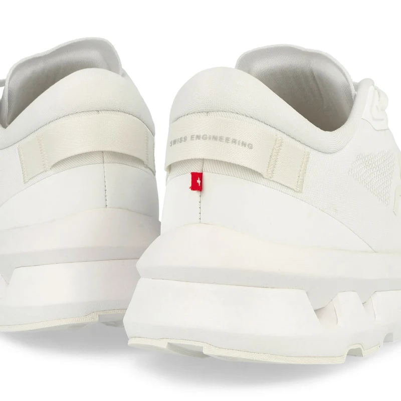 Wmns Cloudzone