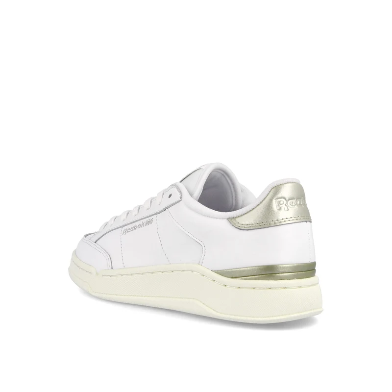 wmns ad court