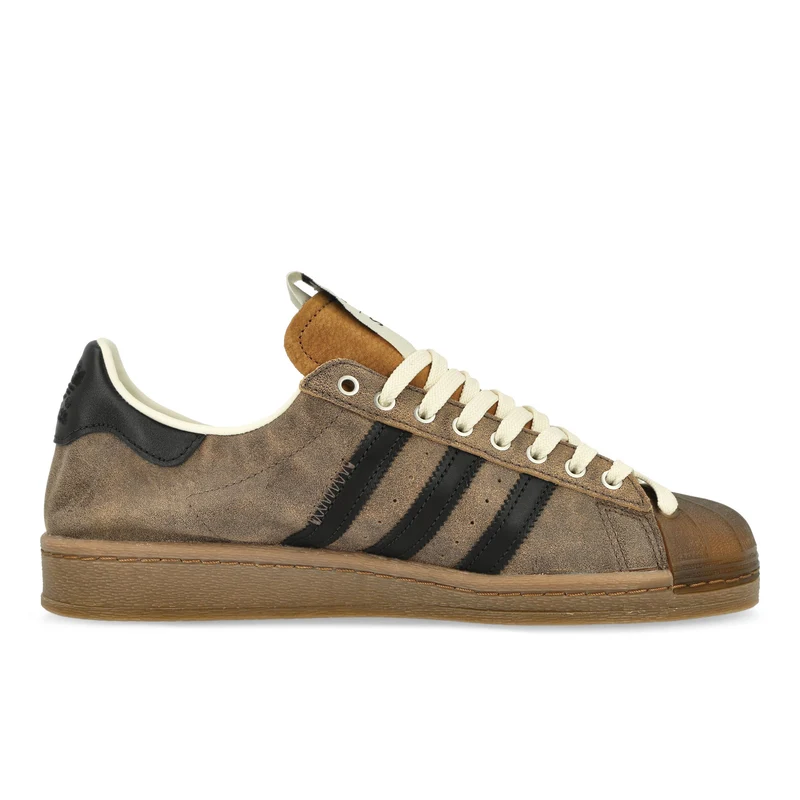 Superstar 82