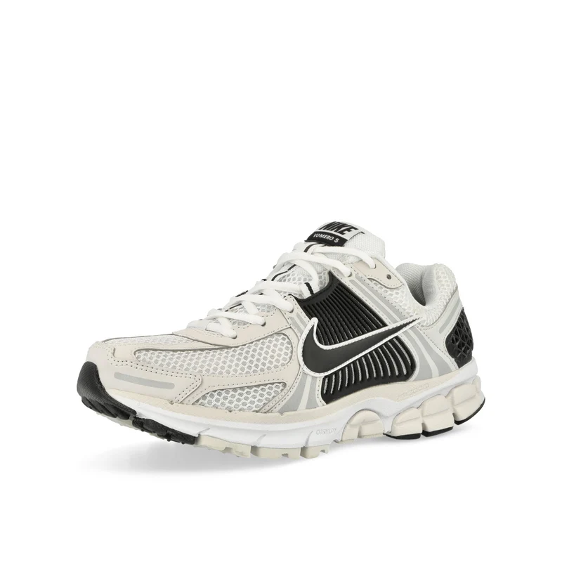 Zoom Vomero 5