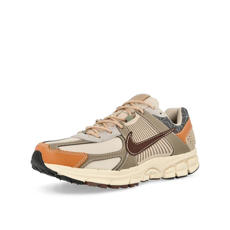 Zoom Vomero 5
