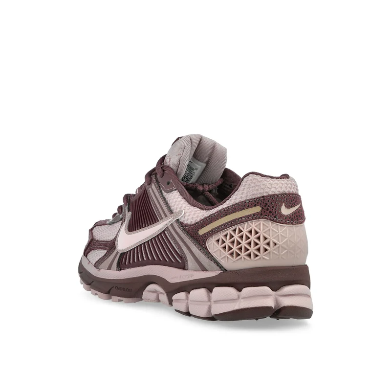 W Zoom Vomero 5