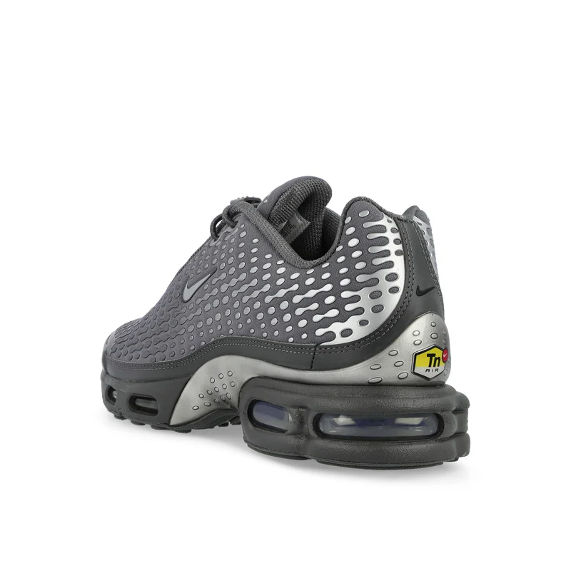 Air Max Plus VII