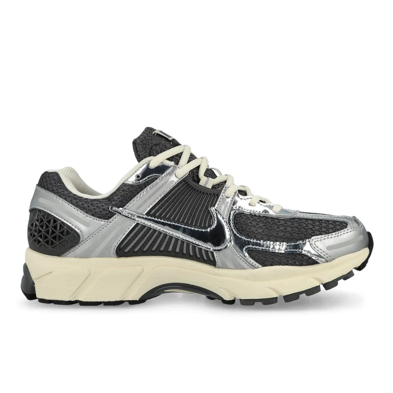 Zoom Vomero 5