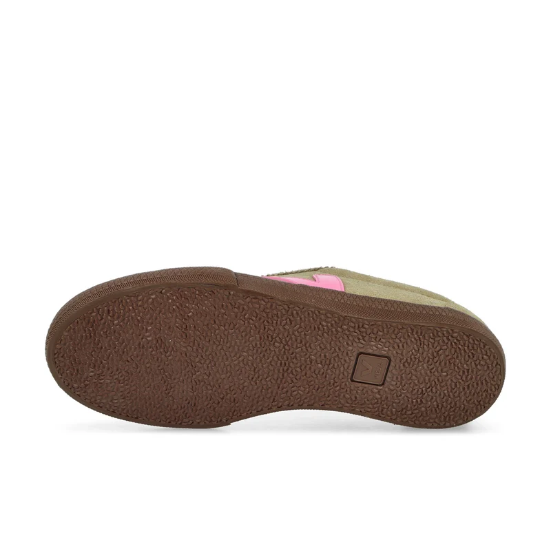 Volley Suede