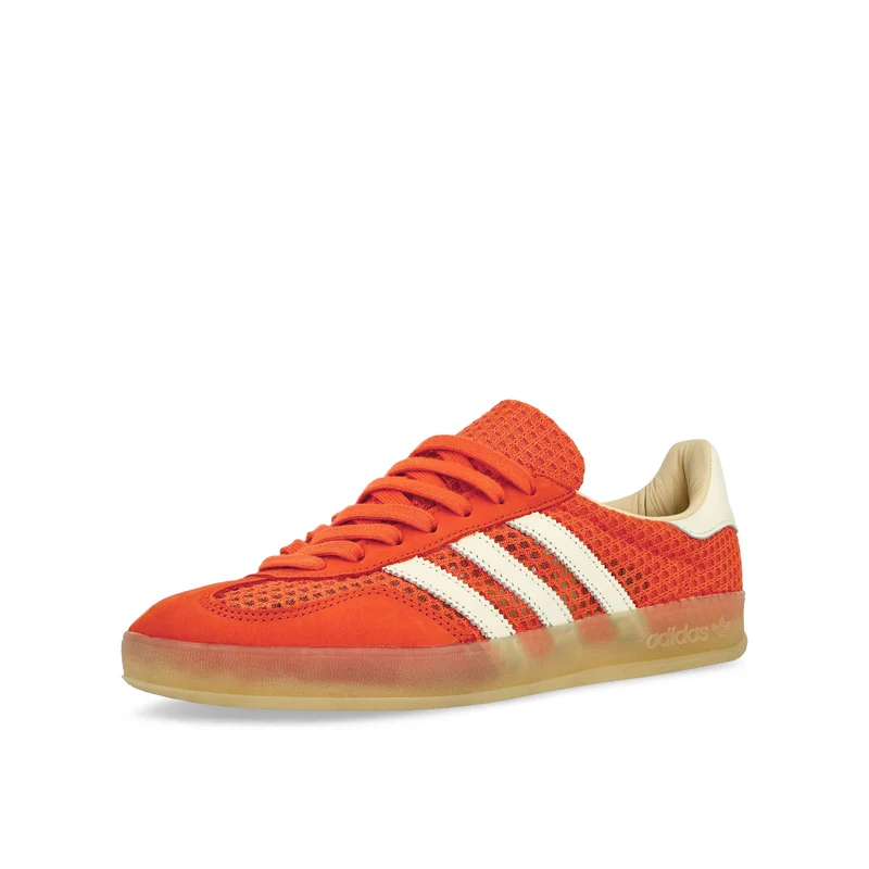 Gazelle Indoor
