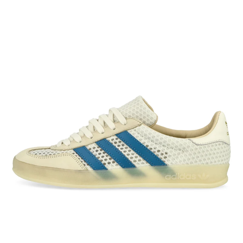 Gazelle Indoor