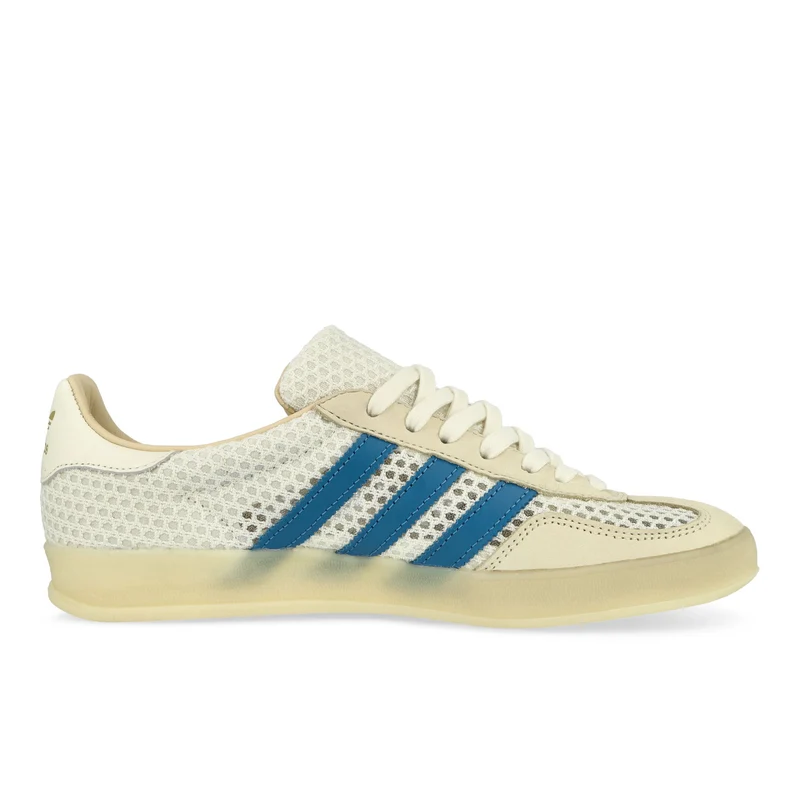 Gazelle Indoor