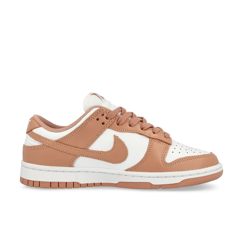 W Dunk Low