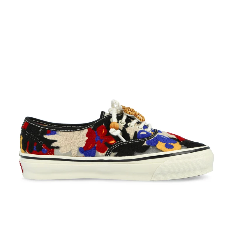 LX Authentic 44 Needlework