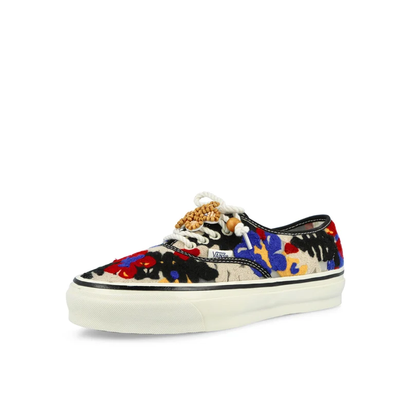 LX Authentic 44 Needlework