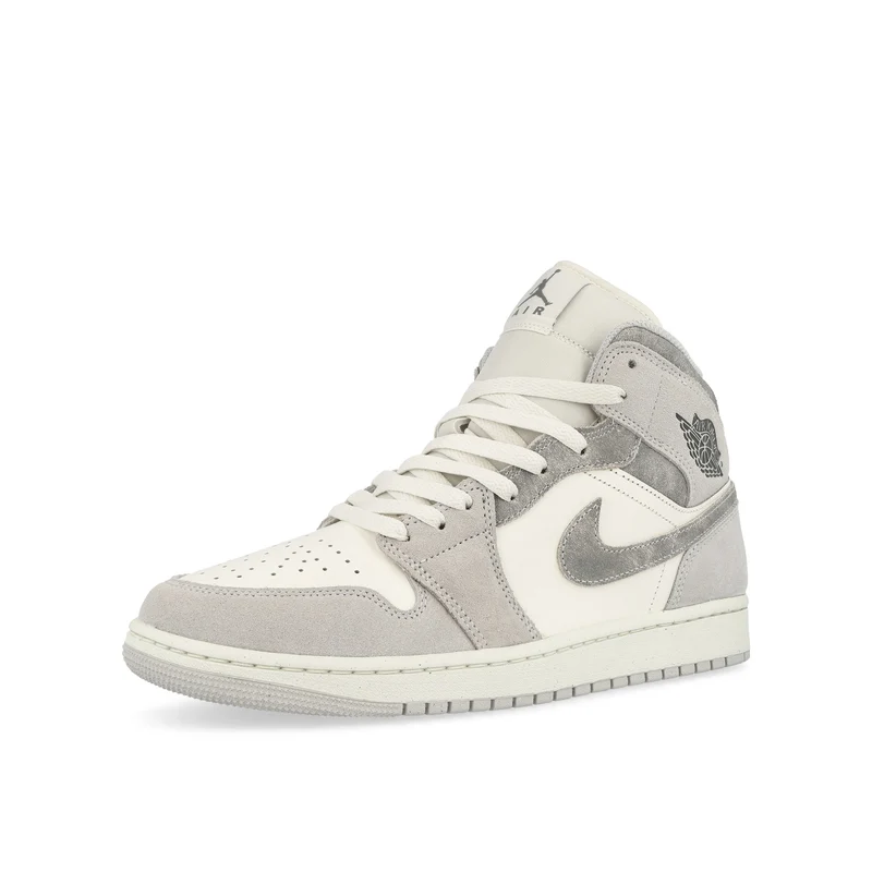Air Jordan 1 Mid SE