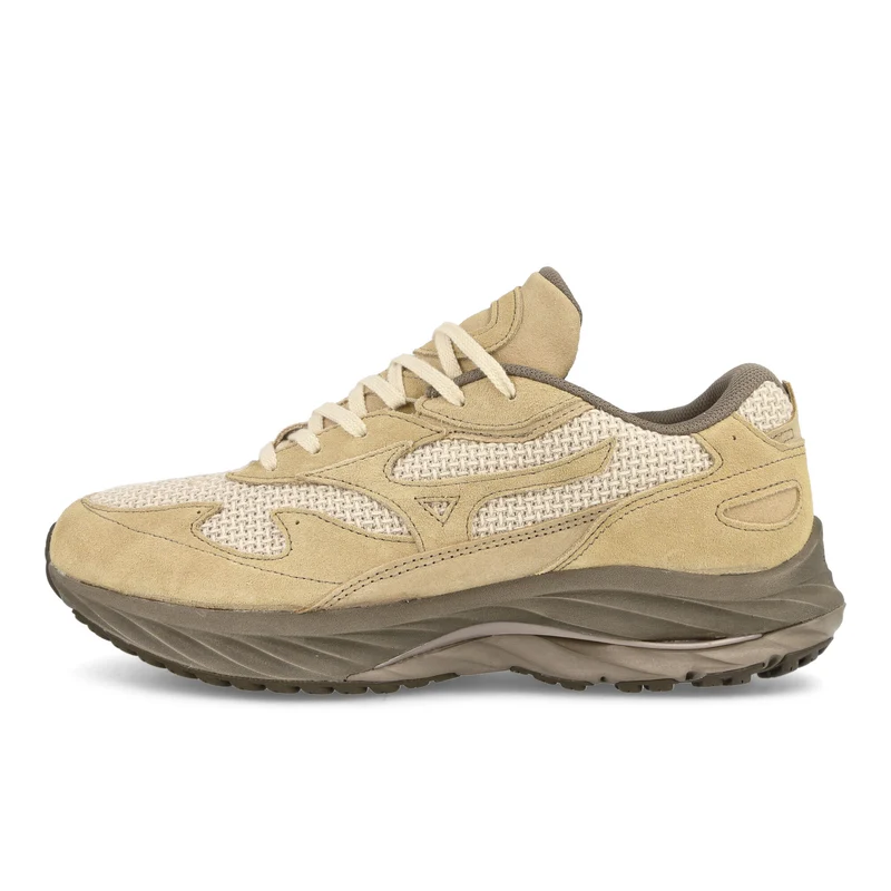 Beams x Mizuno Wave Rider Beta