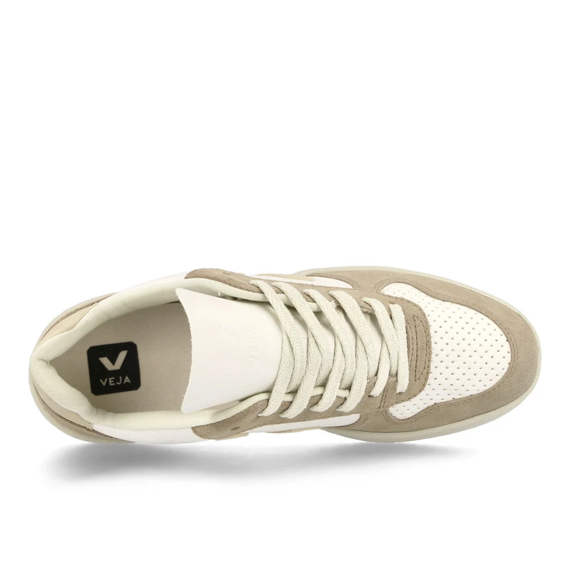 V-10 Chromefree Leather
