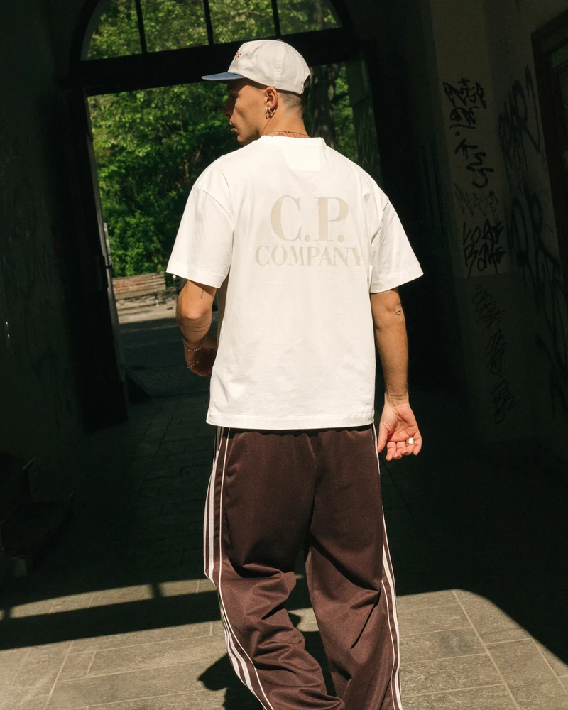 30/1 Jersey Short Sleeve Logo T-Shirt