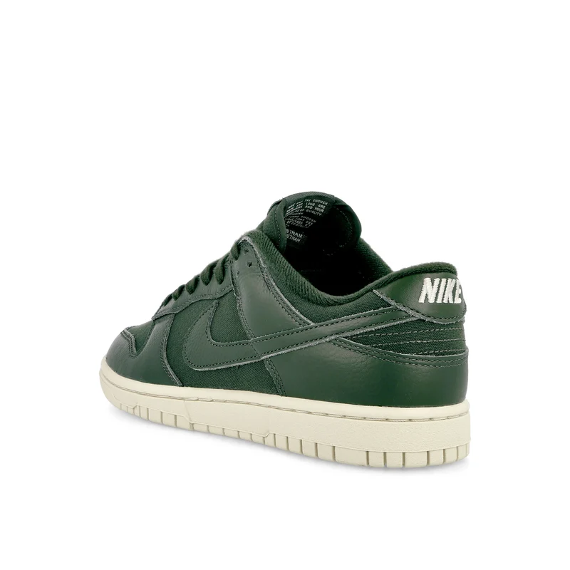 Dunk Low Retro Premium
