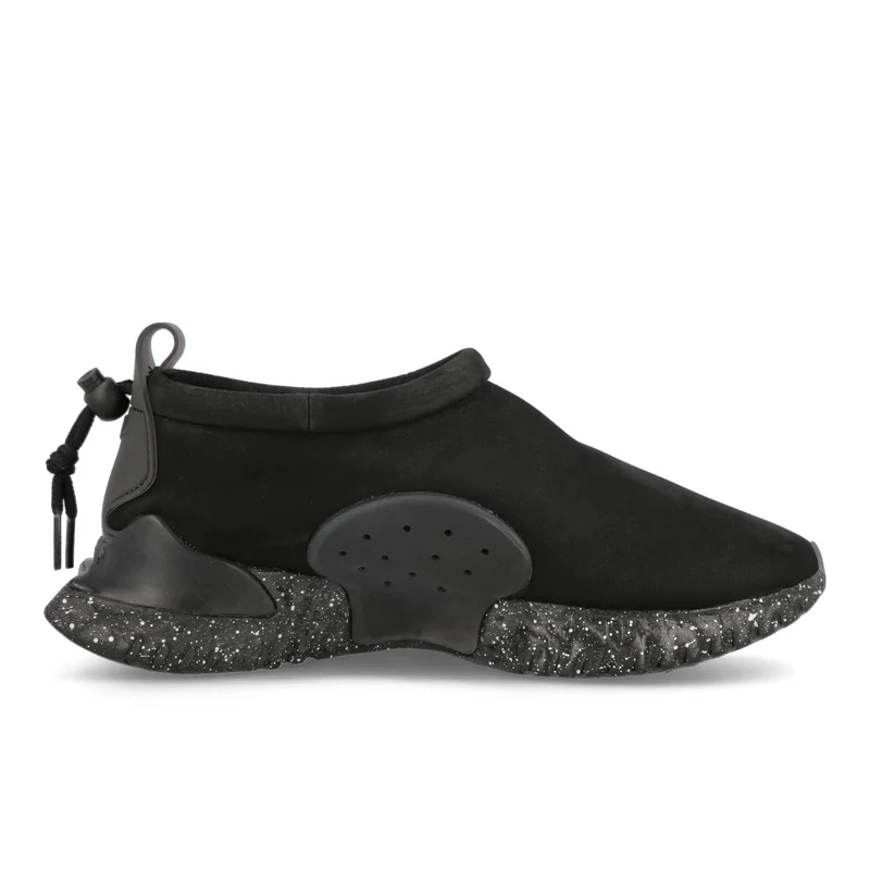 Undercover x Nike Moc Flow SP