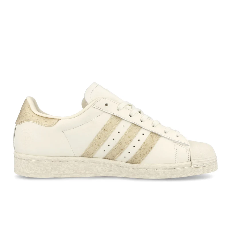 Superstar 82