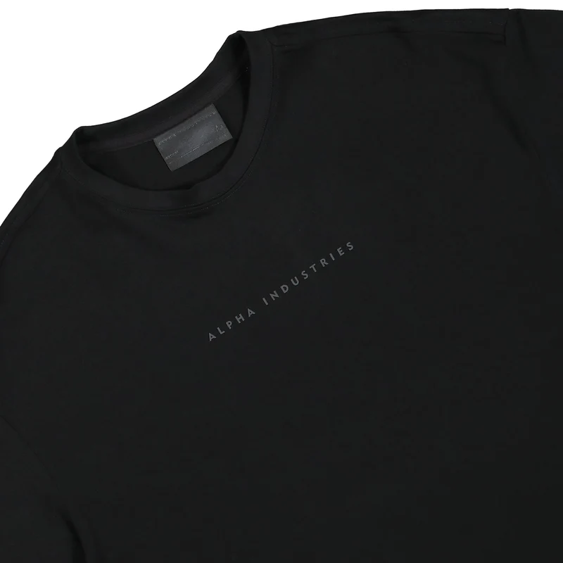 Base T-Shirt