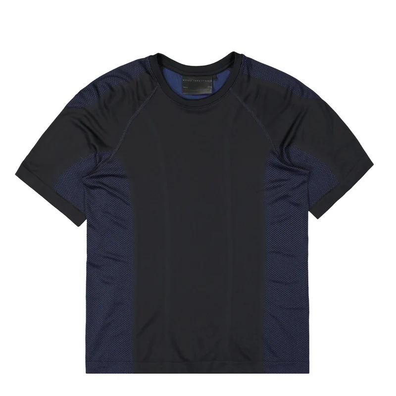 Seamless T-Shirt