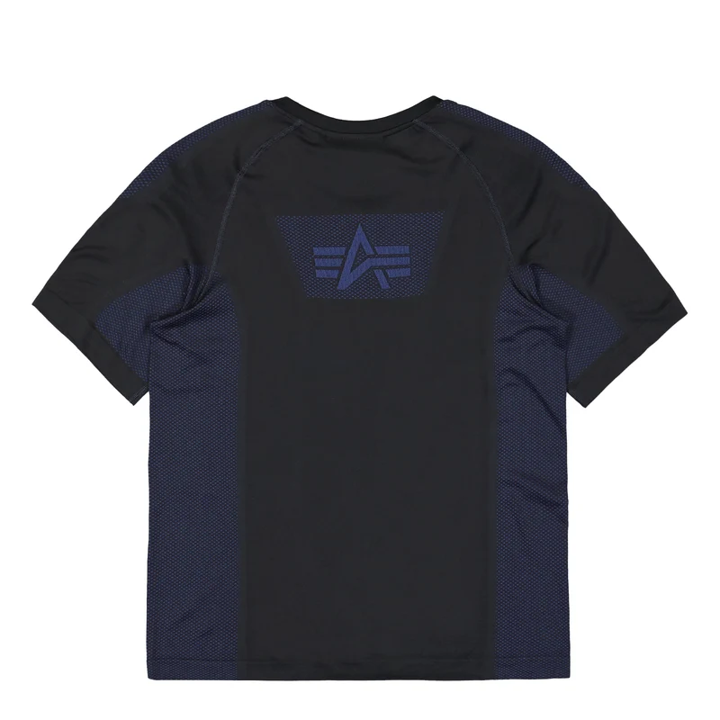 Seamless T-Shirt