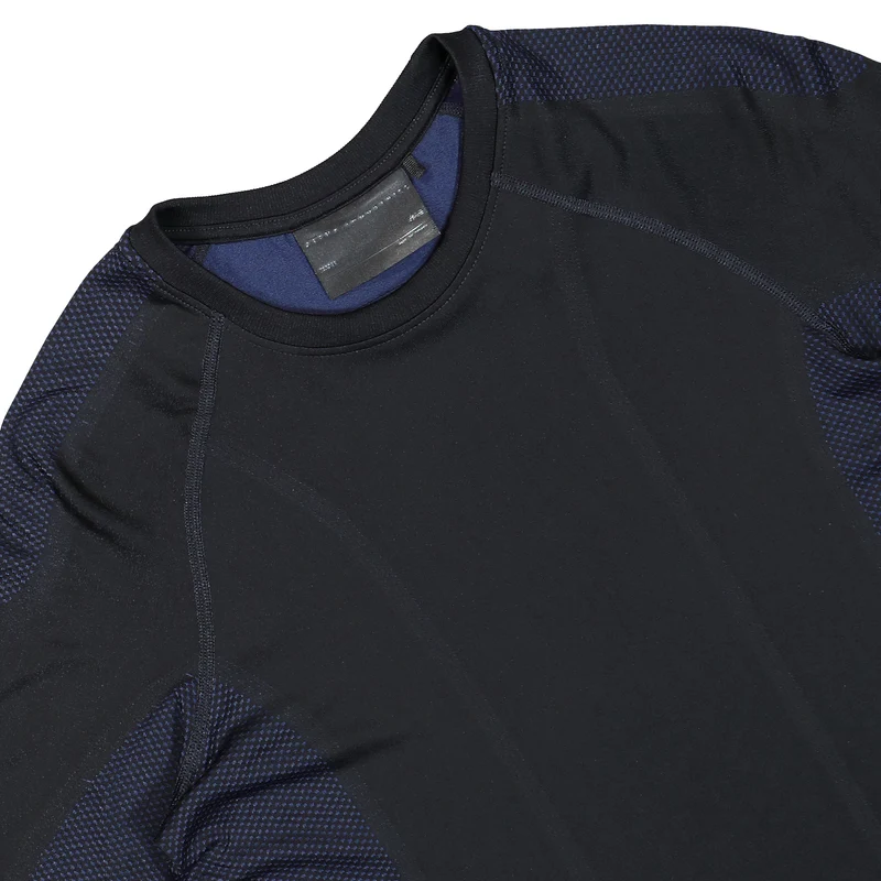 Seamless T-Shirt