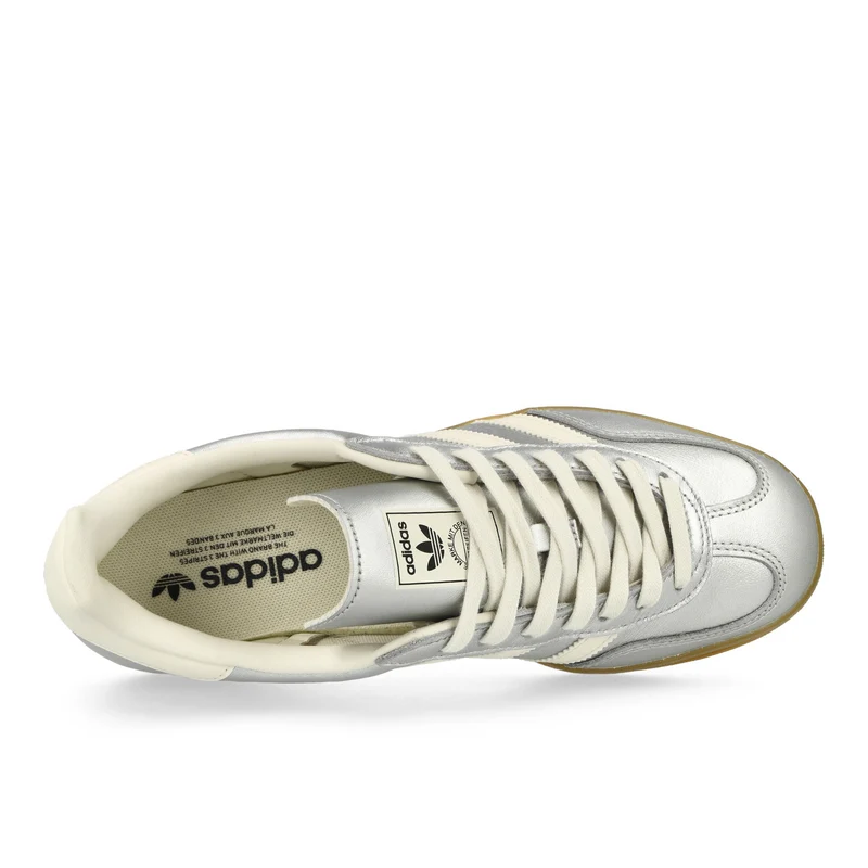 Gazelle Indoor