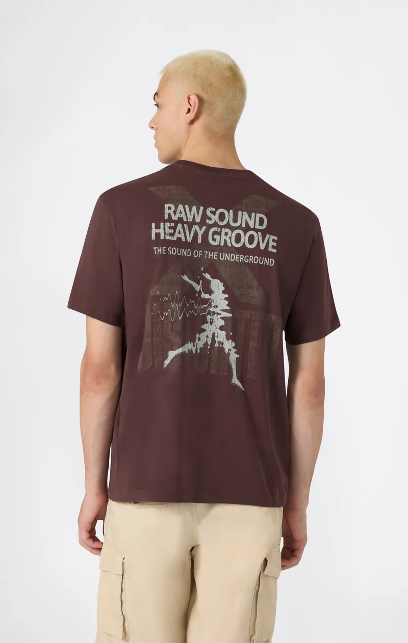 REVERSE WEAVE Men’s Graphic T-Shirt