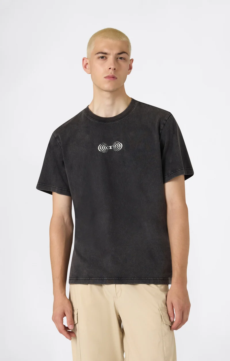 REVERSE WEAVE Men’s Graphic T-Shirt