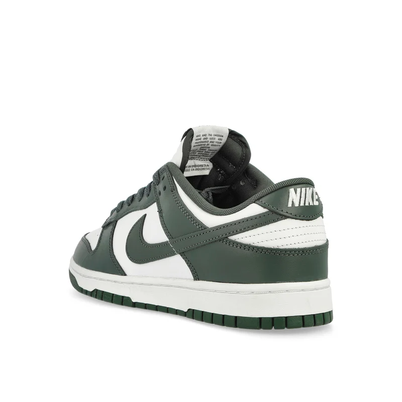 Dunk Low Retro
