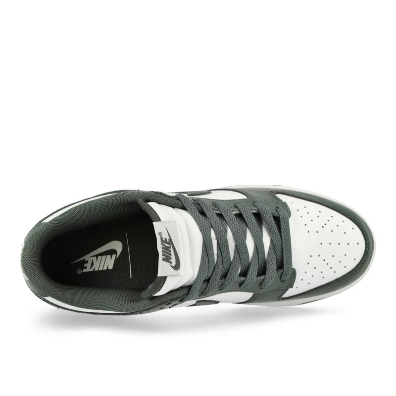 Dunk Low Retro