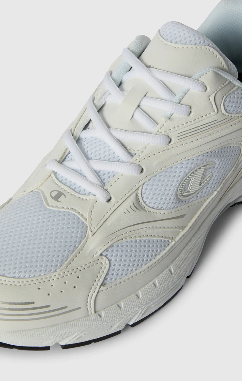 RN00 Trainers Low