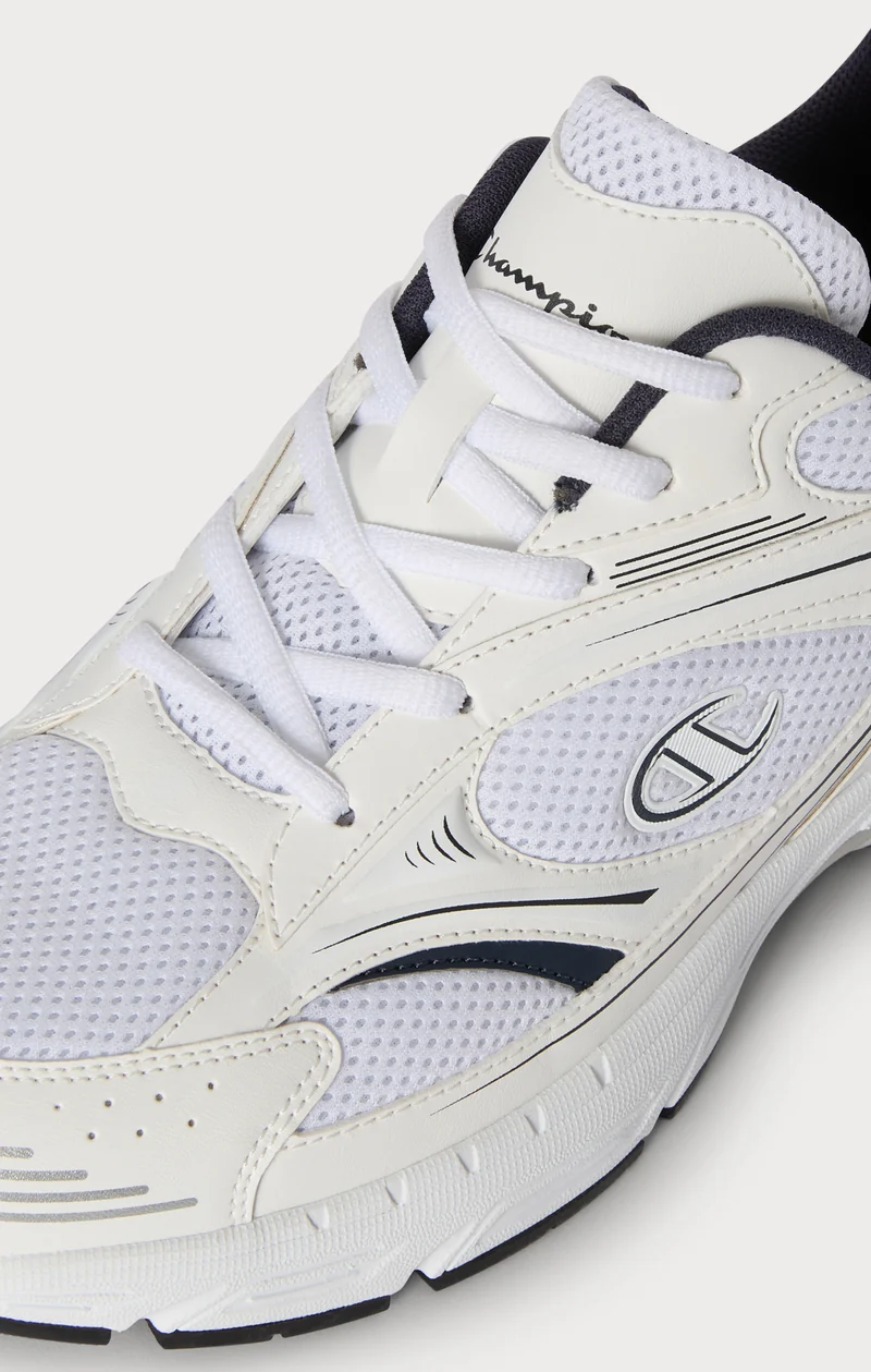RN00 Low Trainers