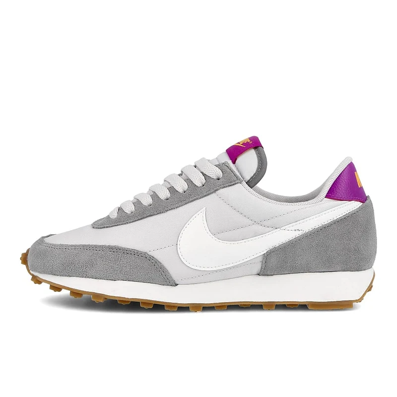 wmns daybreak