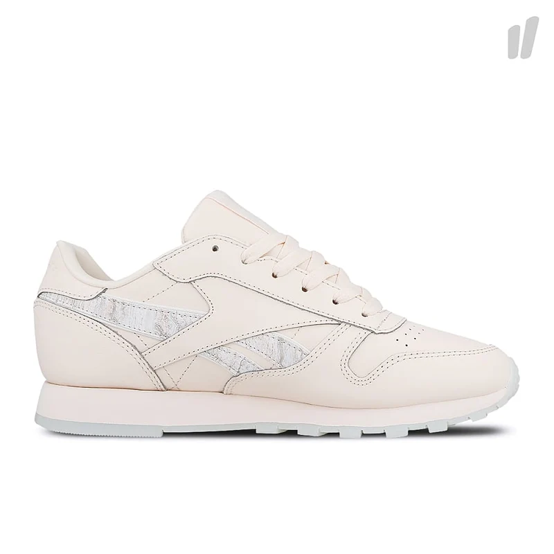 wmns classic leather