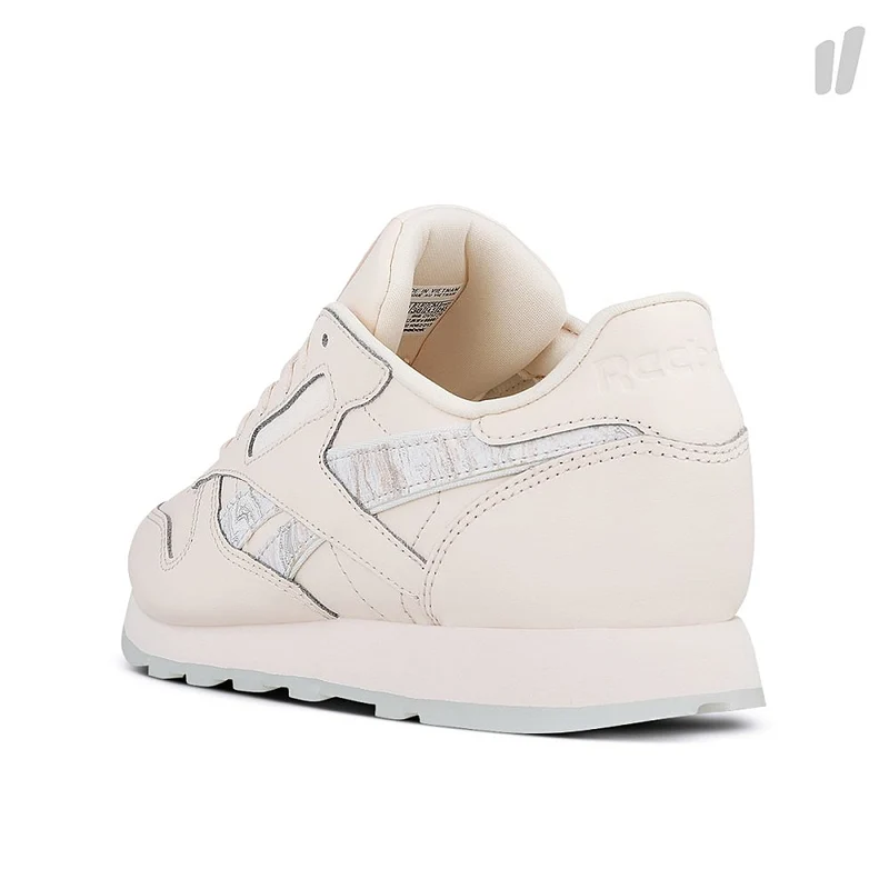 wmns classic leather