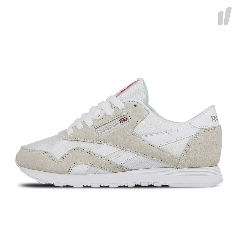 wmns classic nylon