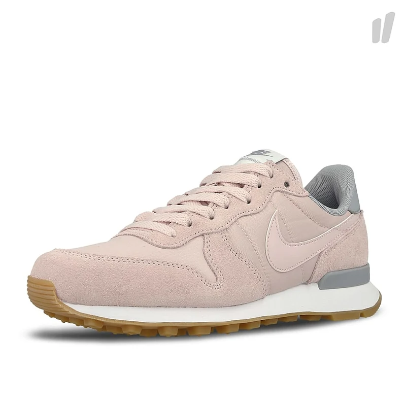 wmns internationalist