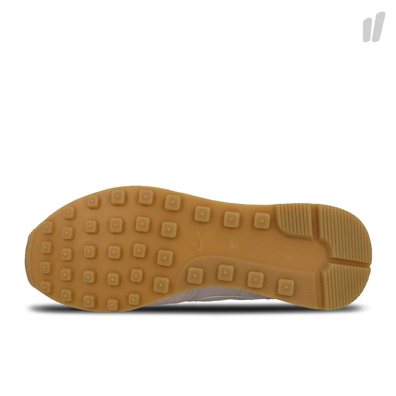 wmns internationalist