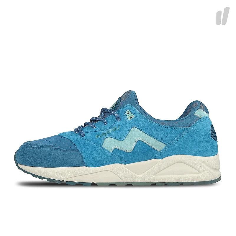 Sneakersandstuff x Karhu Aria
