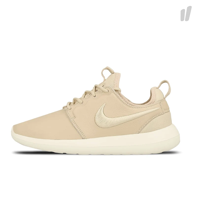 wmns roshe two si