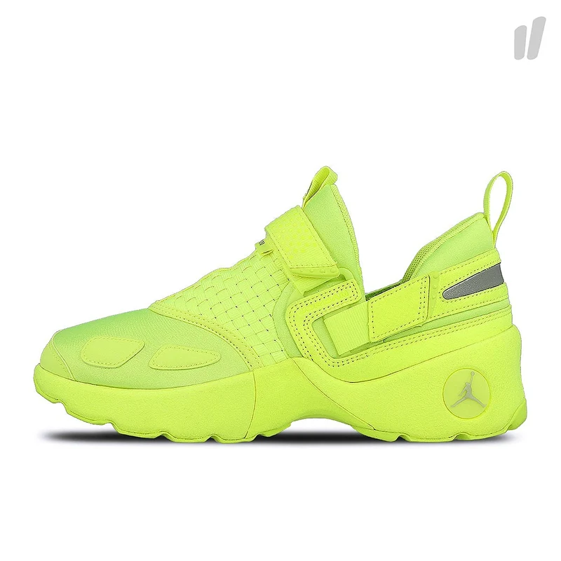 Air Jordan Trunner LX Energy GG