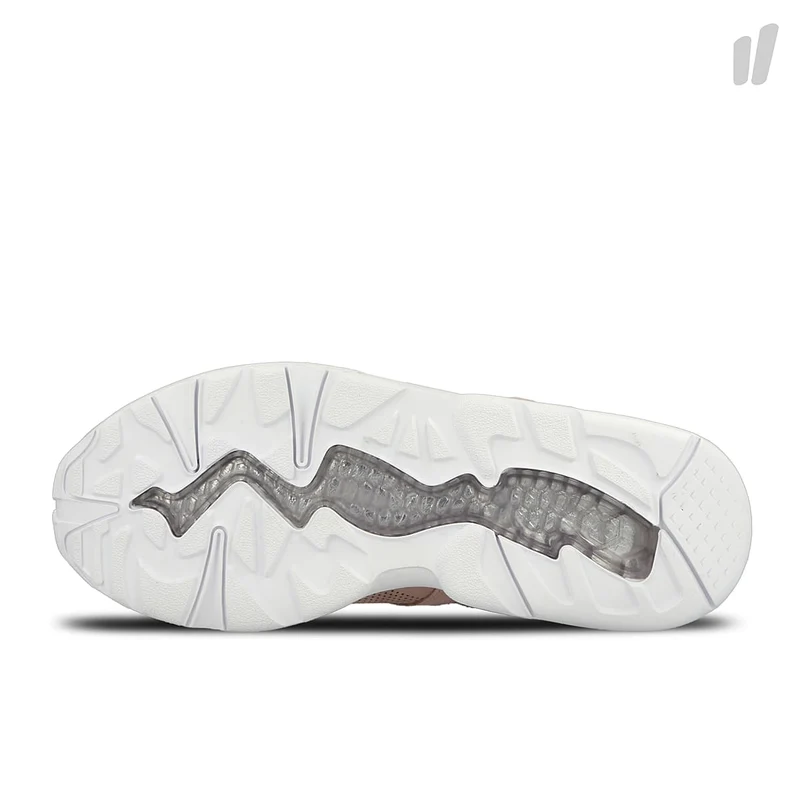 wmns trinomic r698 soft