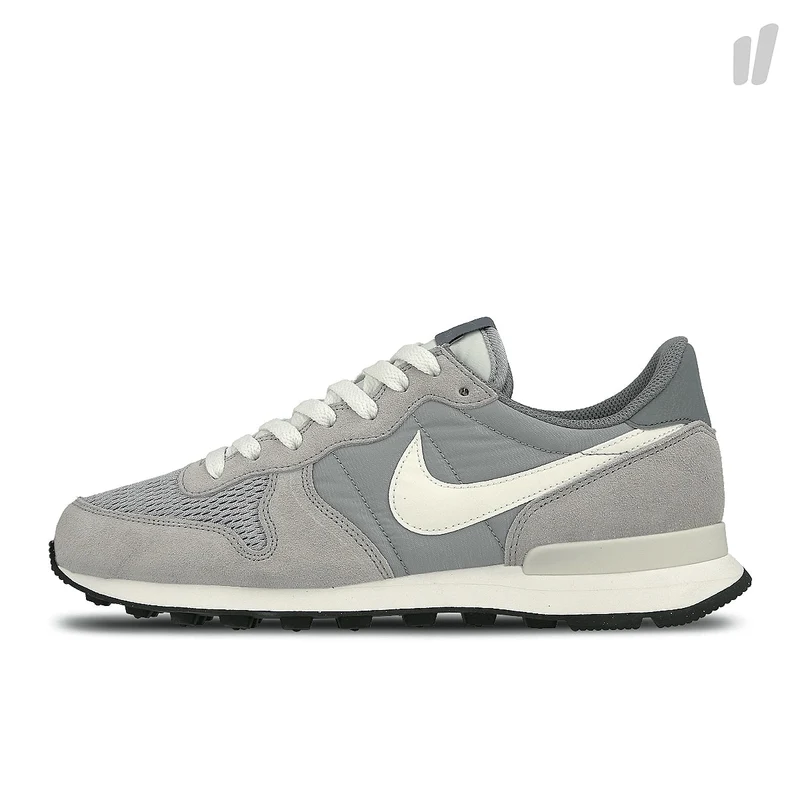 internationalist