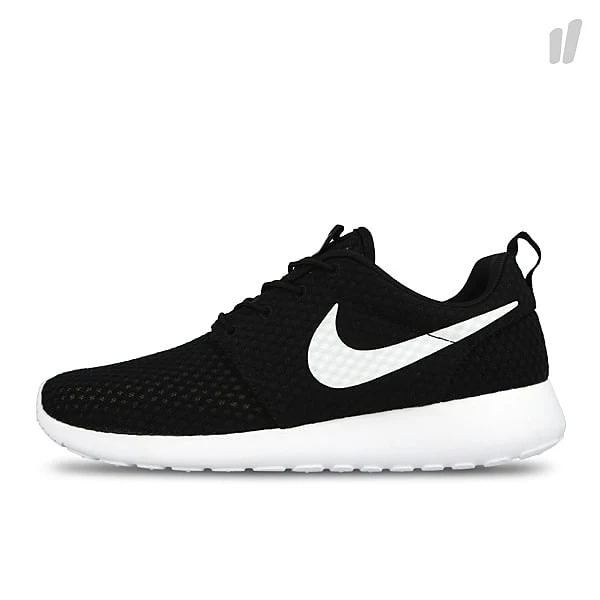 roshe one breeze