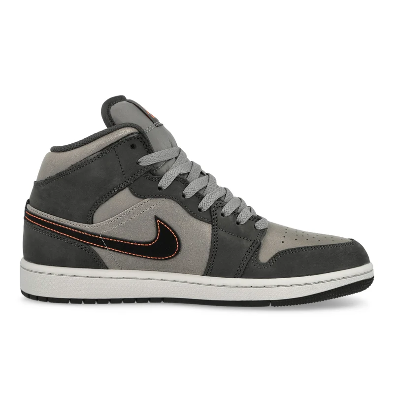 Air Jordan 1 Mid SE