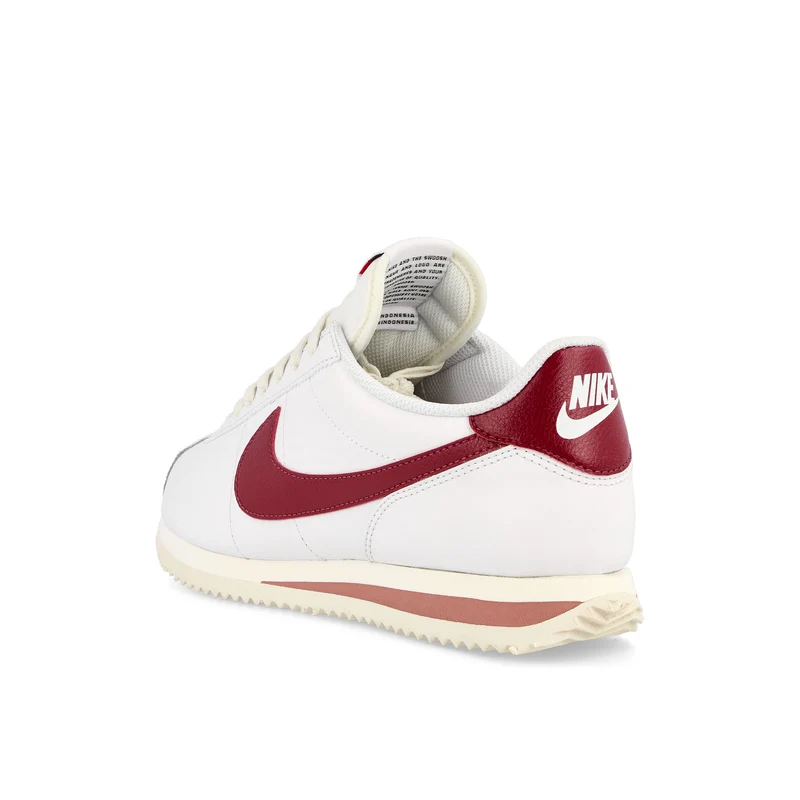 W Cortez
