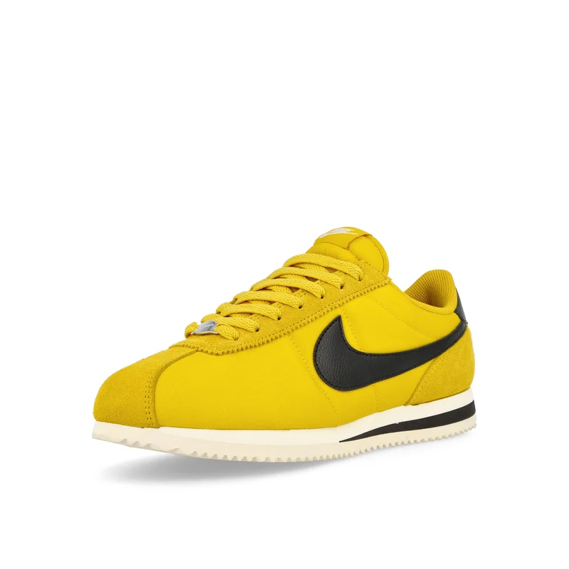 W Cortez