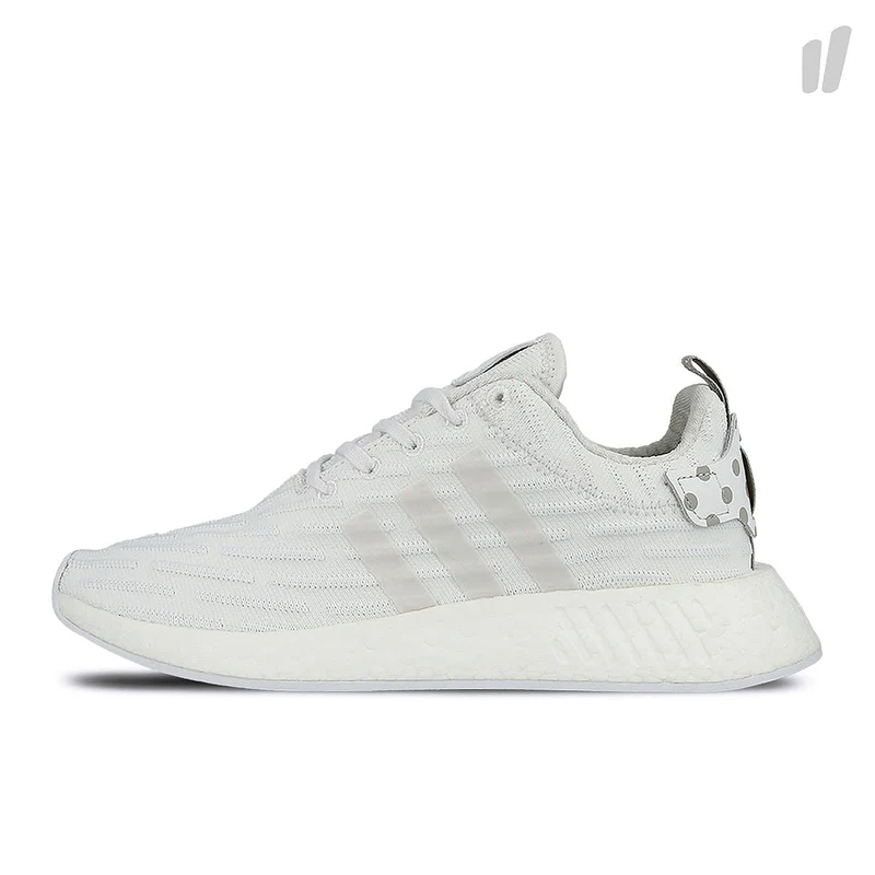 wmns nmd r2