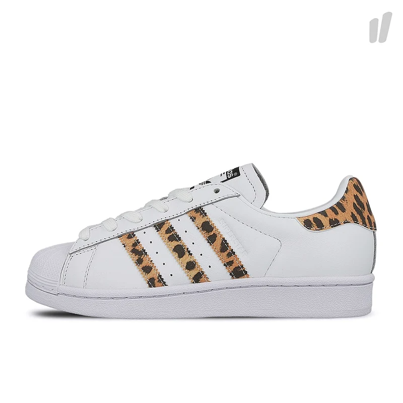 wmns superstar